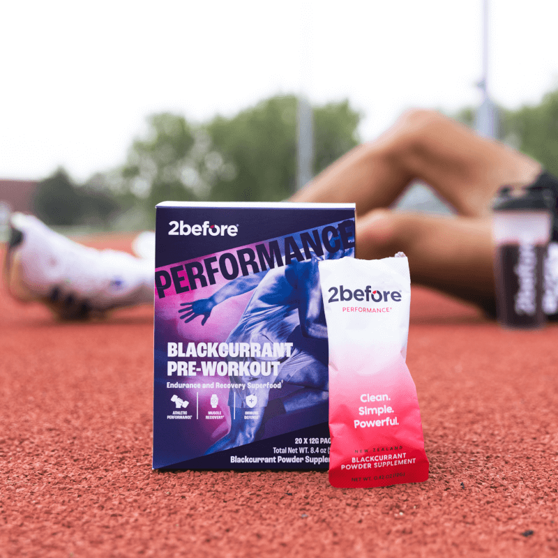 Blackcurrant powder pre-workout for track runner